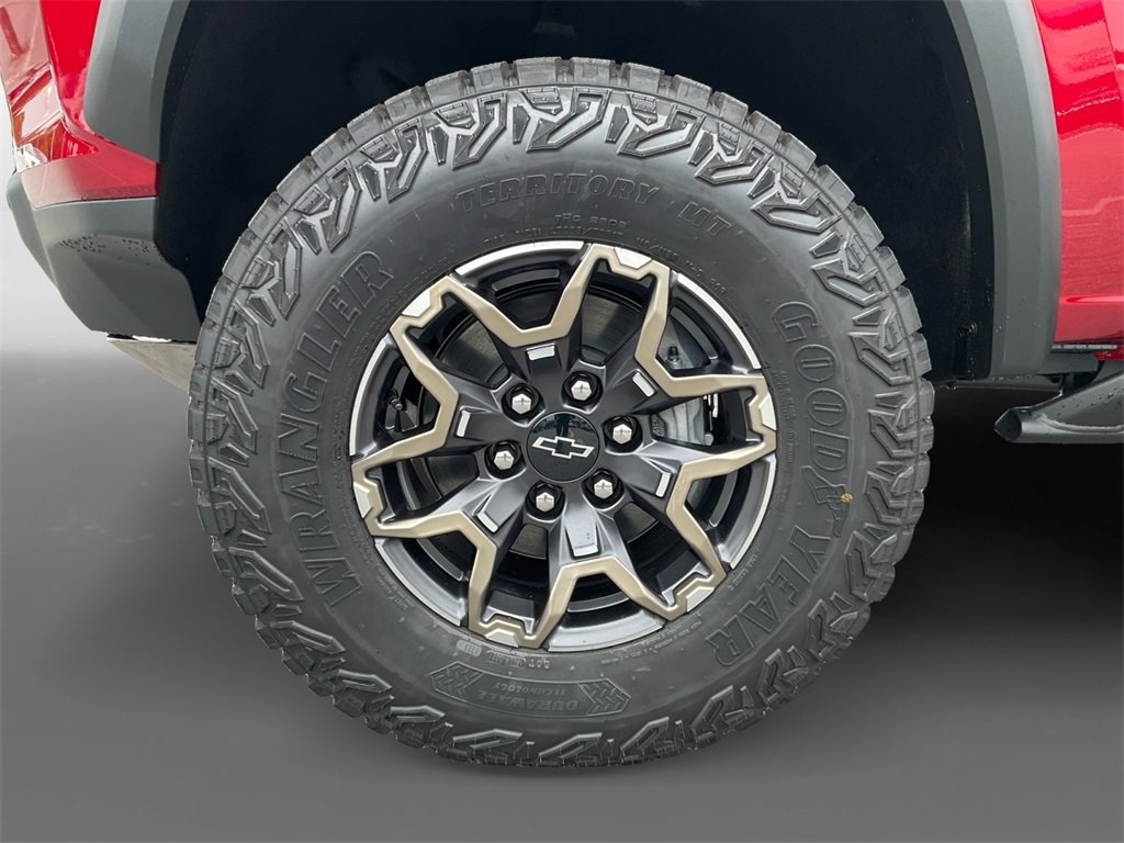 2026 Chevrolet Colorado ZR2 photo 13