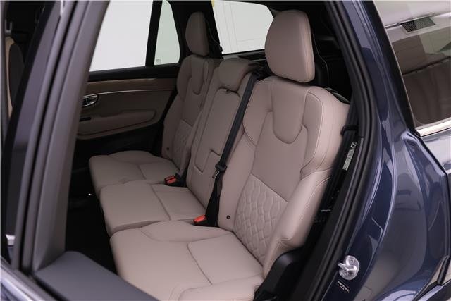 2026 Volvo XC90 Plus photo 10