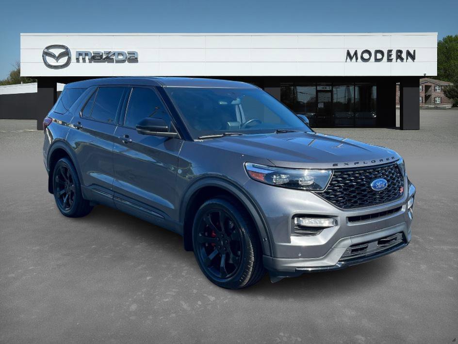2021 Ford Explorer ST photo 3