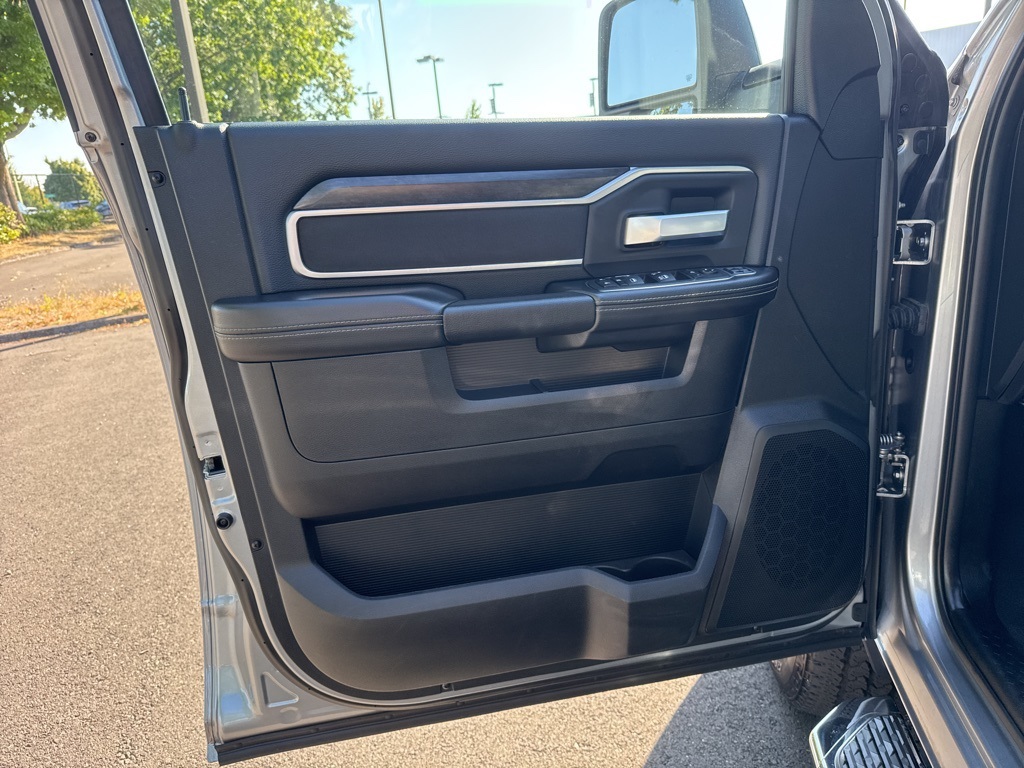 2024 Ram 2500 Big Horn photo 10