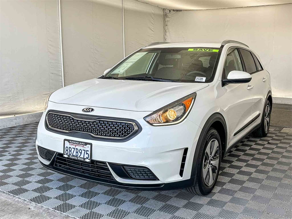 2018 Kia Niro LX photo 3