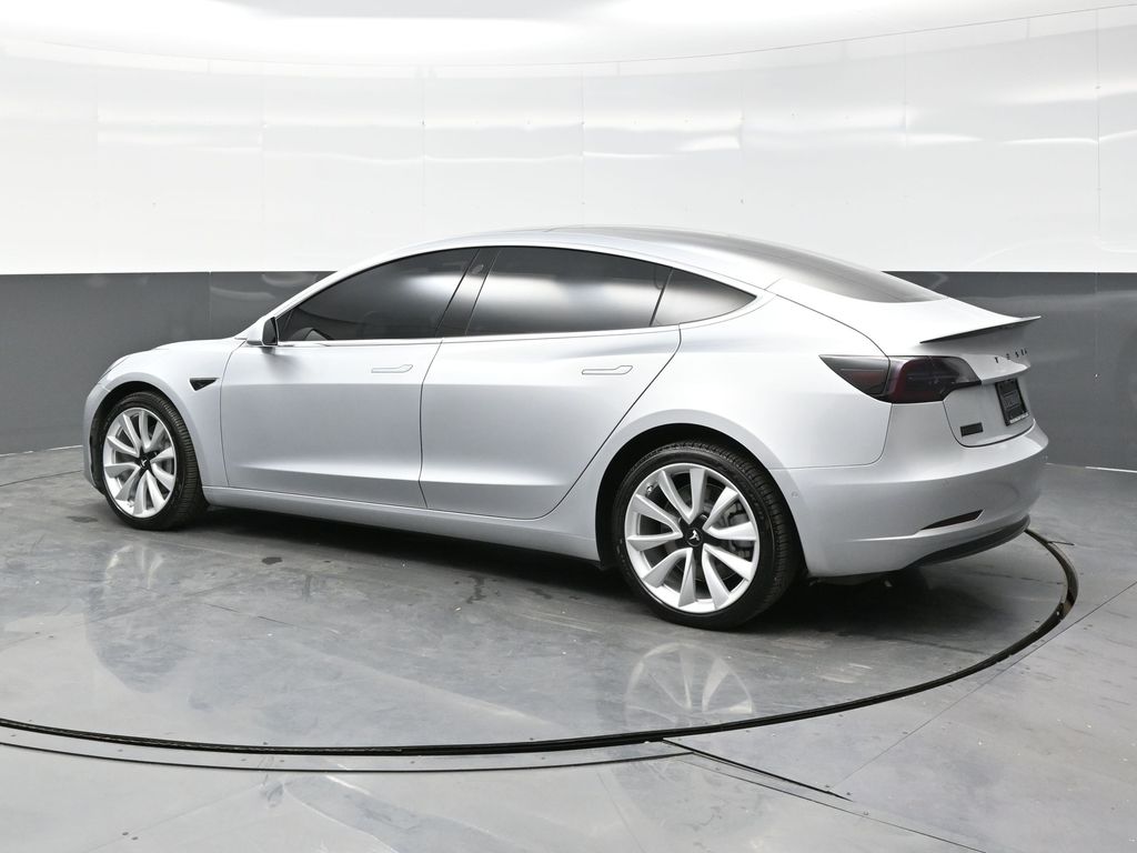 2018 Tesla Model 3 Long Range photo 3