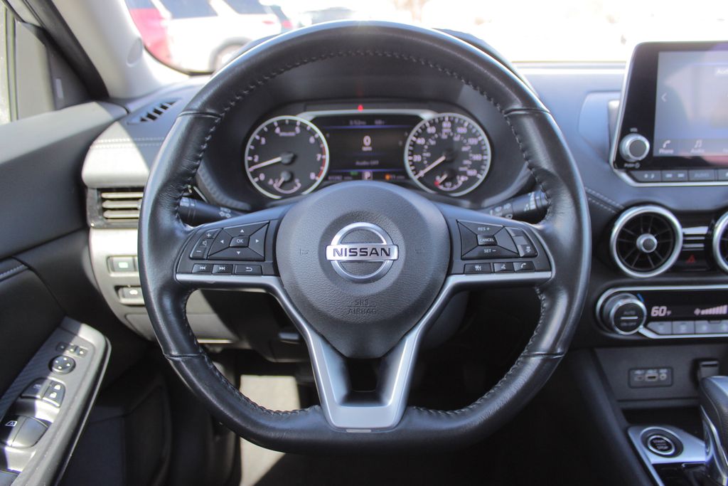 2021 Nissan Sentra SV photo 13