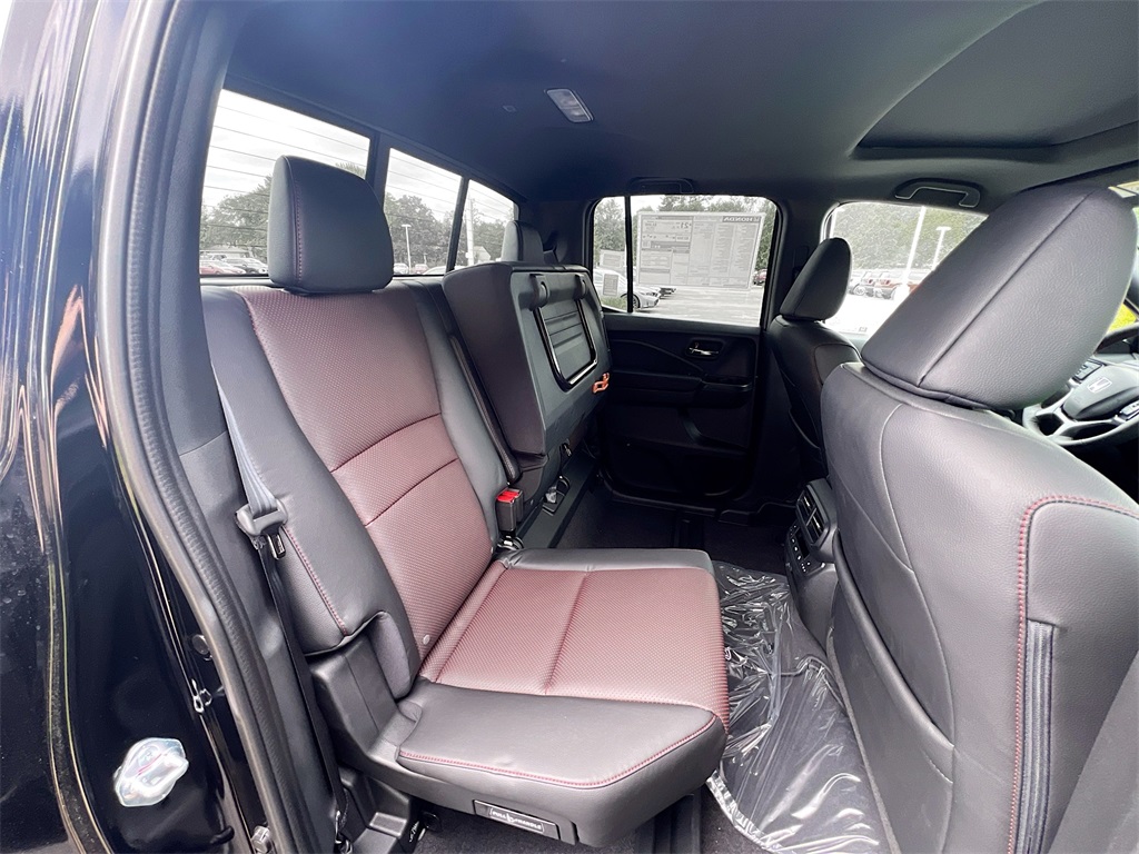 2025 Honda Ridgeline Black Edition photo 35