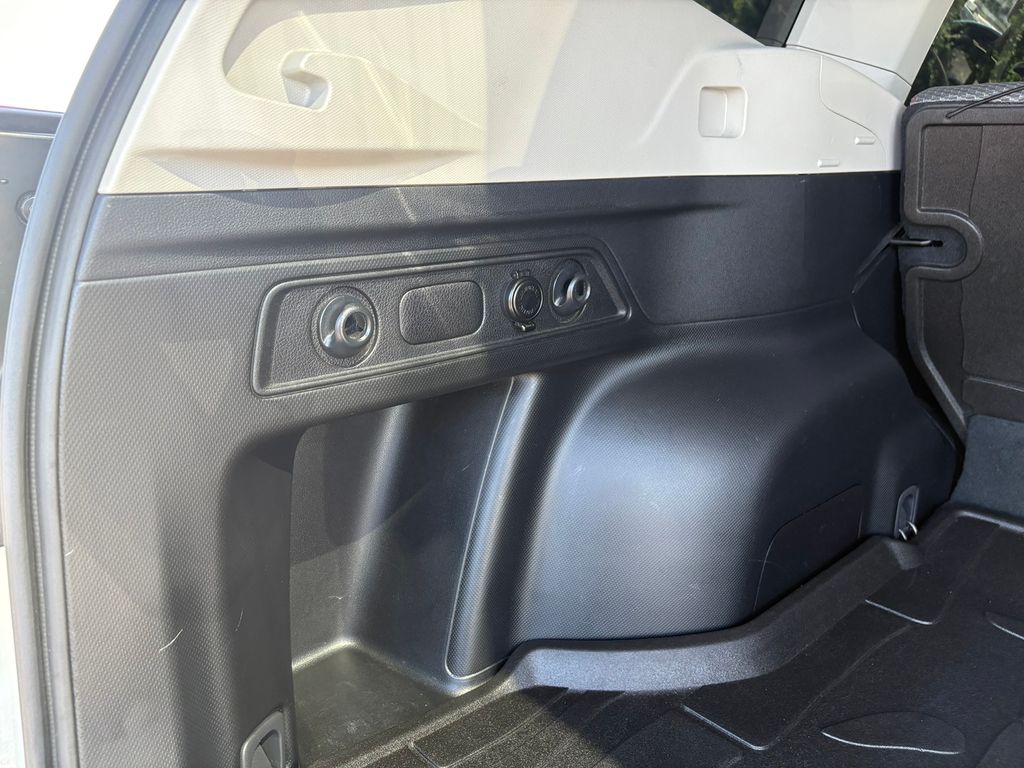 2022 Subaru Forester Sport photo 31