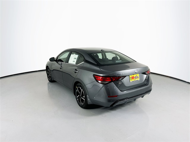 2025 Nissan Sentra SV photo 5