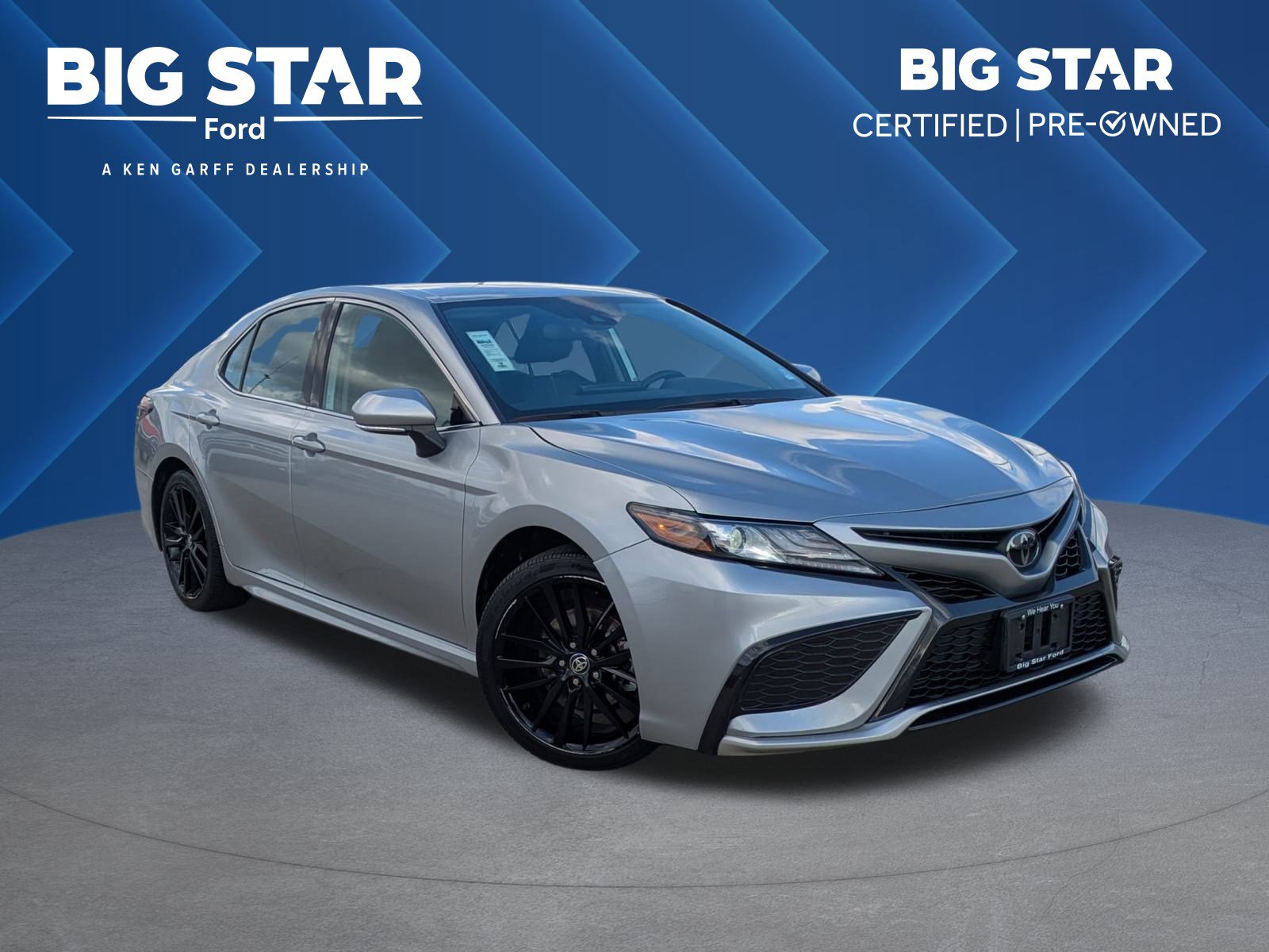 2023 Toyota Camry XSE's photo