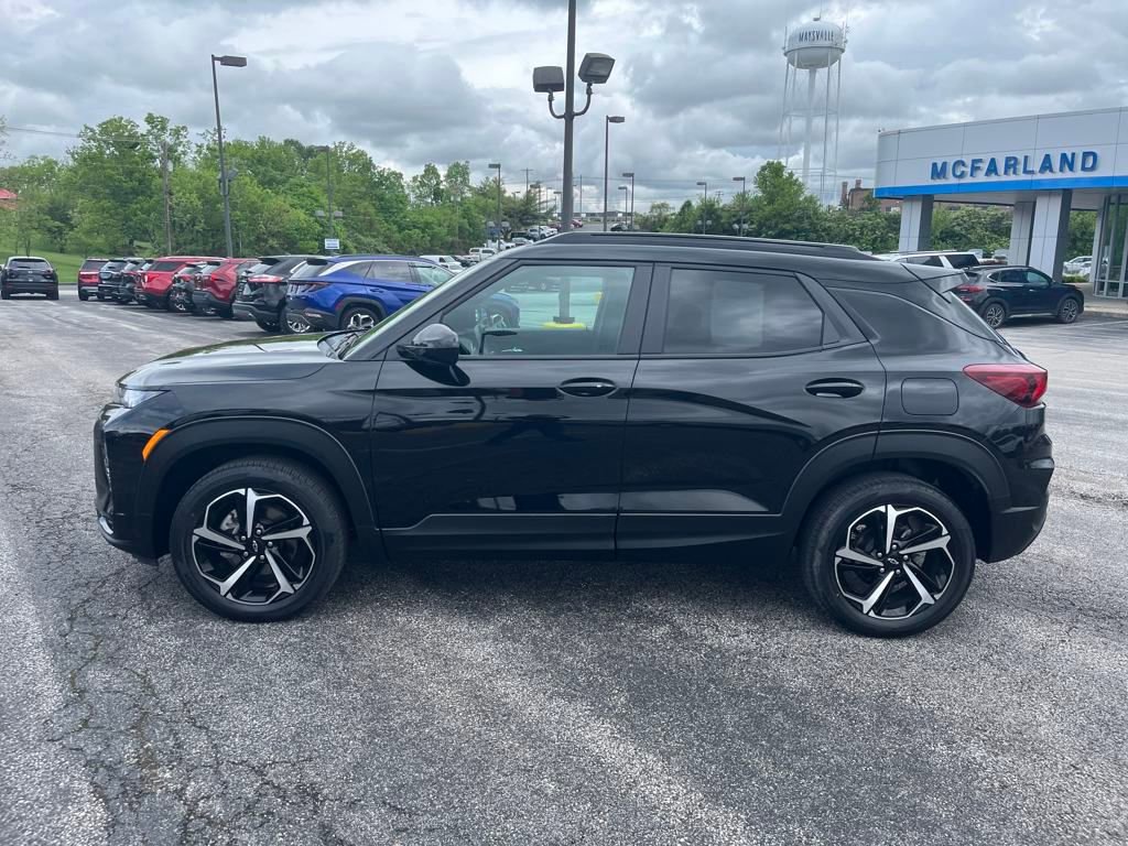 2023 Chevrolet Trailblazer RS photo 2