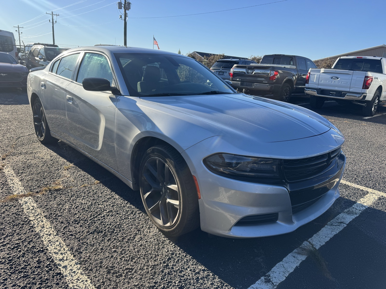2019 Dodge Charger SXT's photo