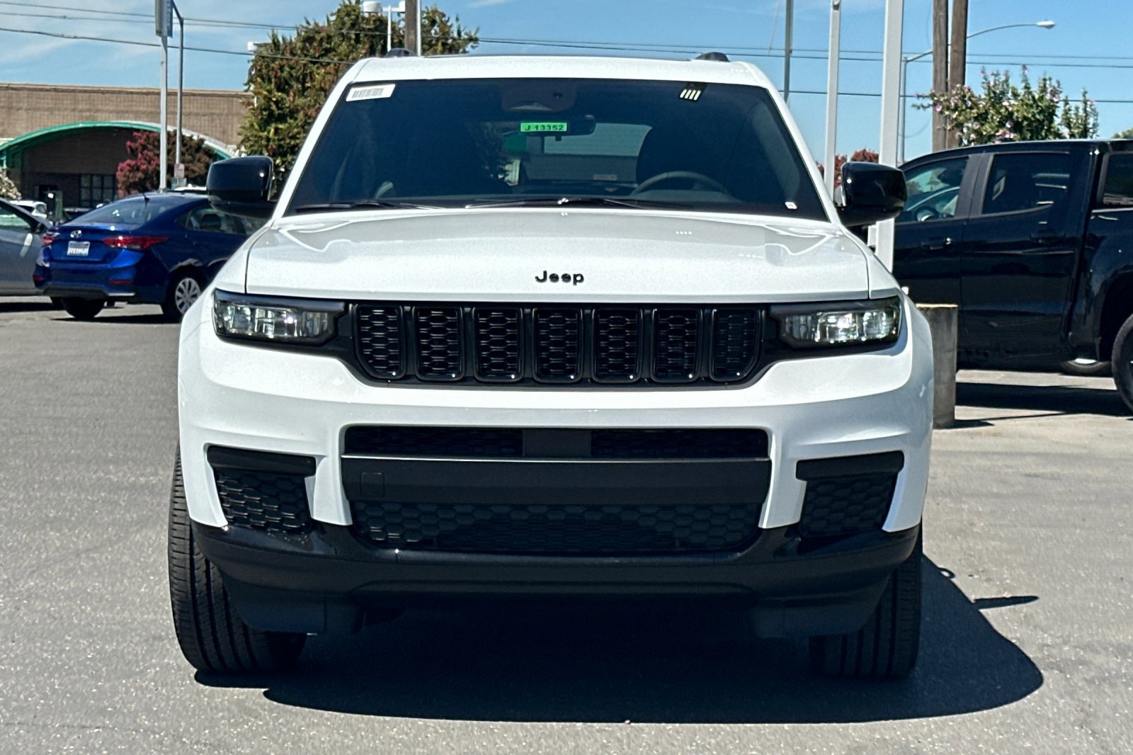 2025 Jeep Grand Cherokee Altitude X photo 9