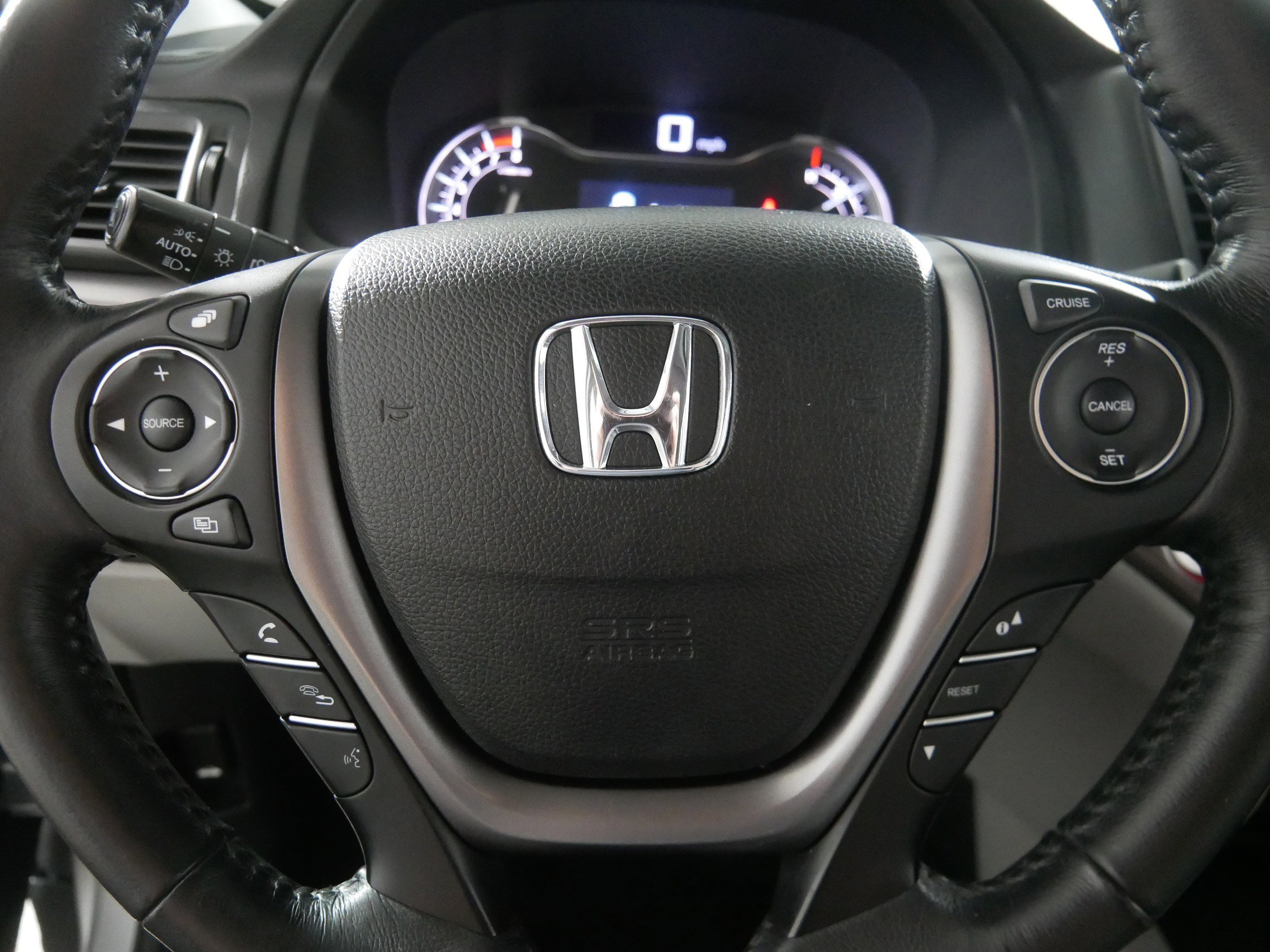 2017 Honda Pilot EX-L photo 24