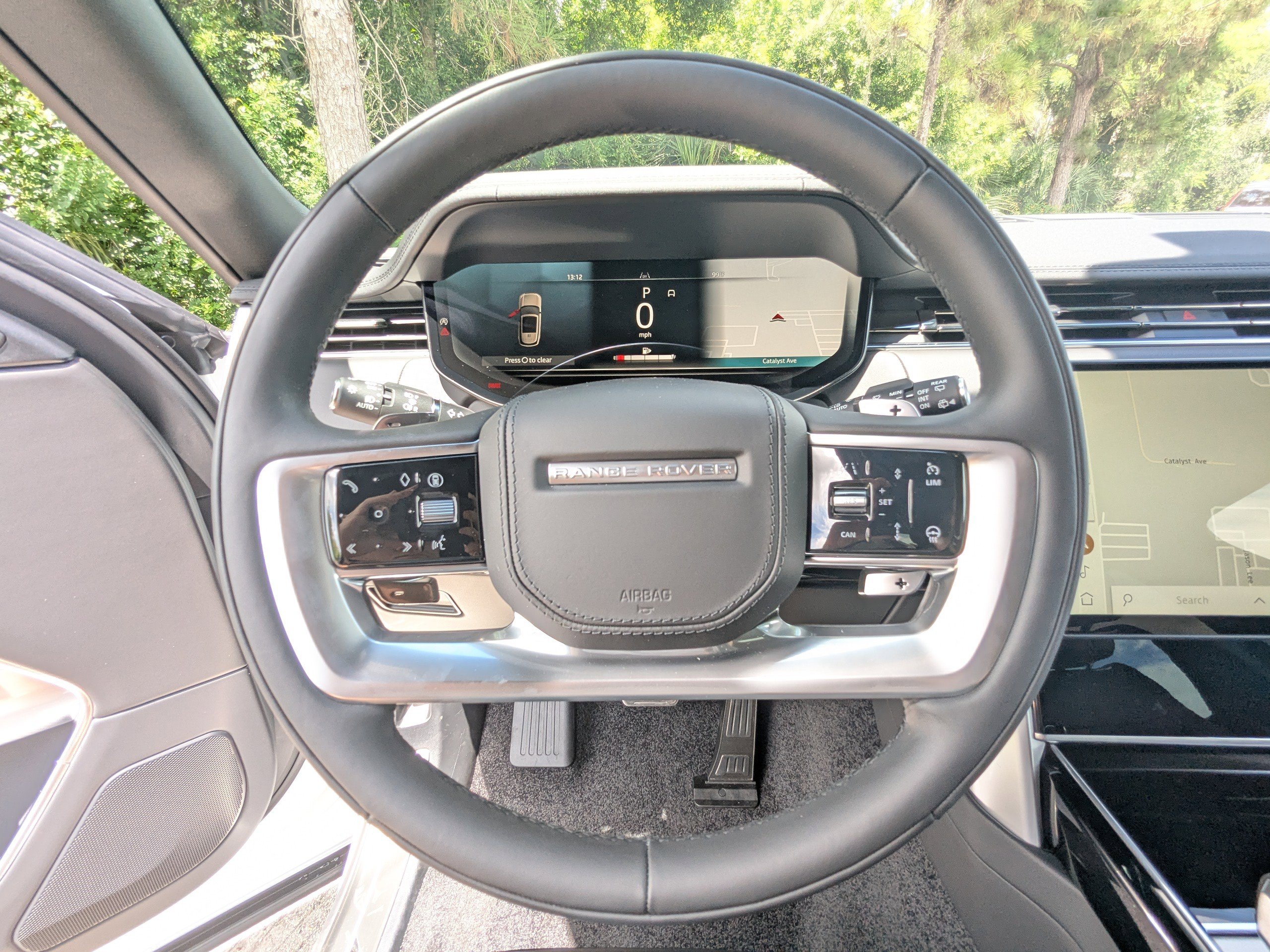 2025 Land Rover Range Rover SE photo 32