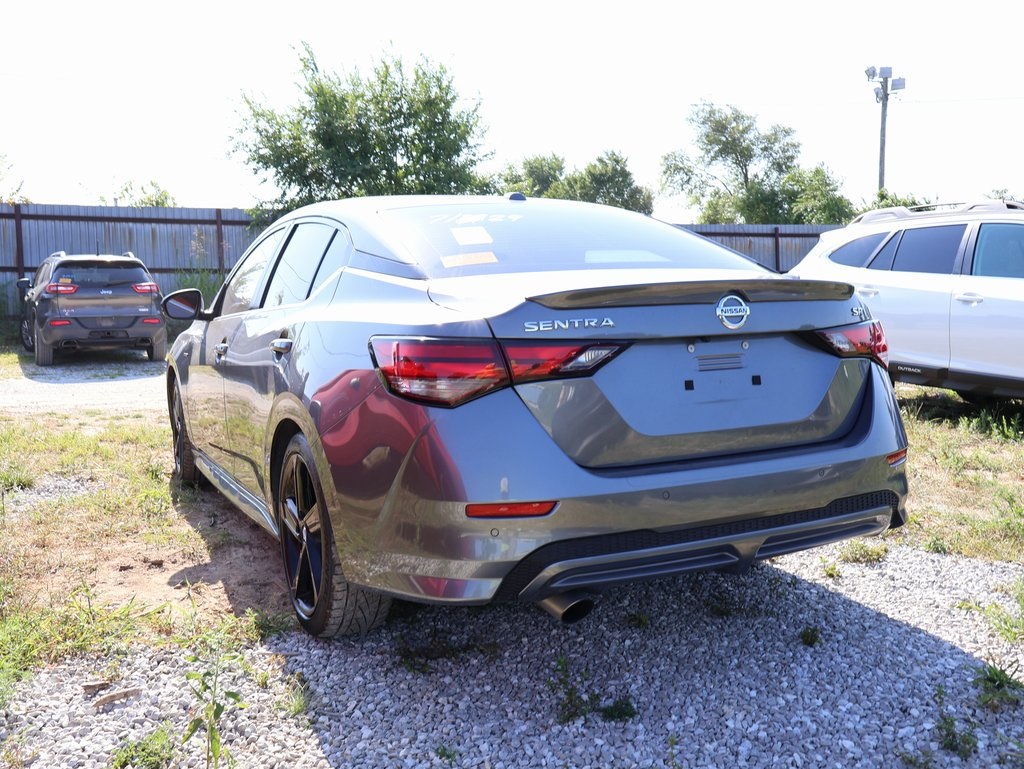 2023 Nissan Sentra SR photo 4