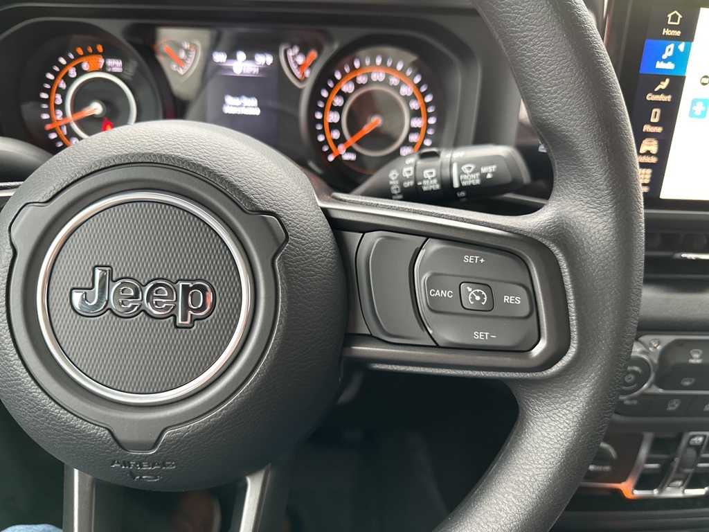 2025 Jeep Wrangler Sport photo 15