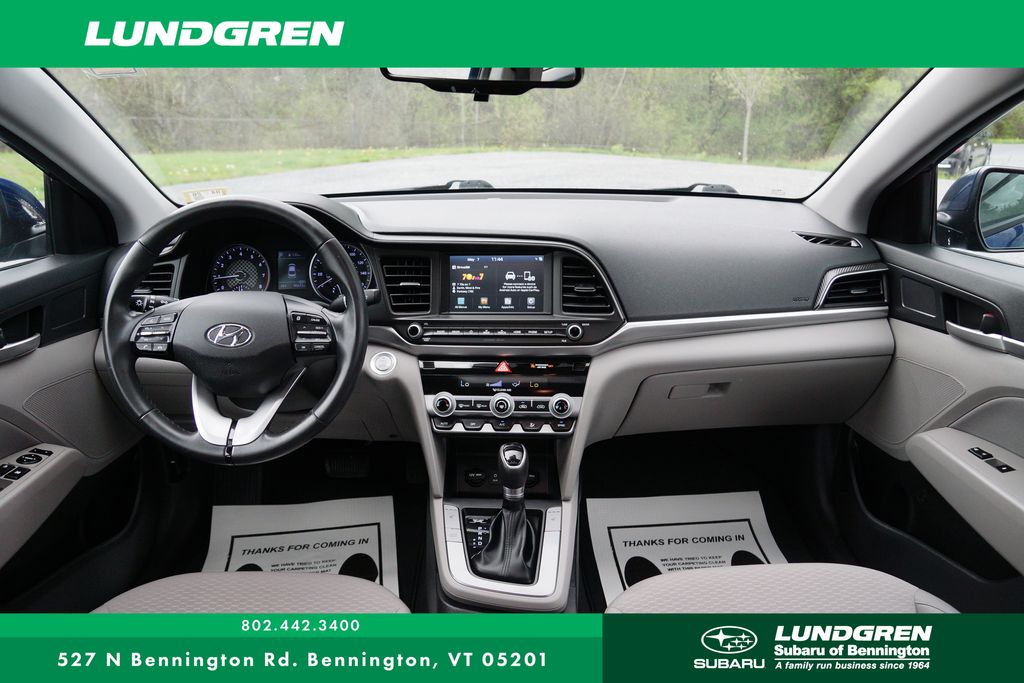 2019 Hyundai Elantra Value Edition photo 3