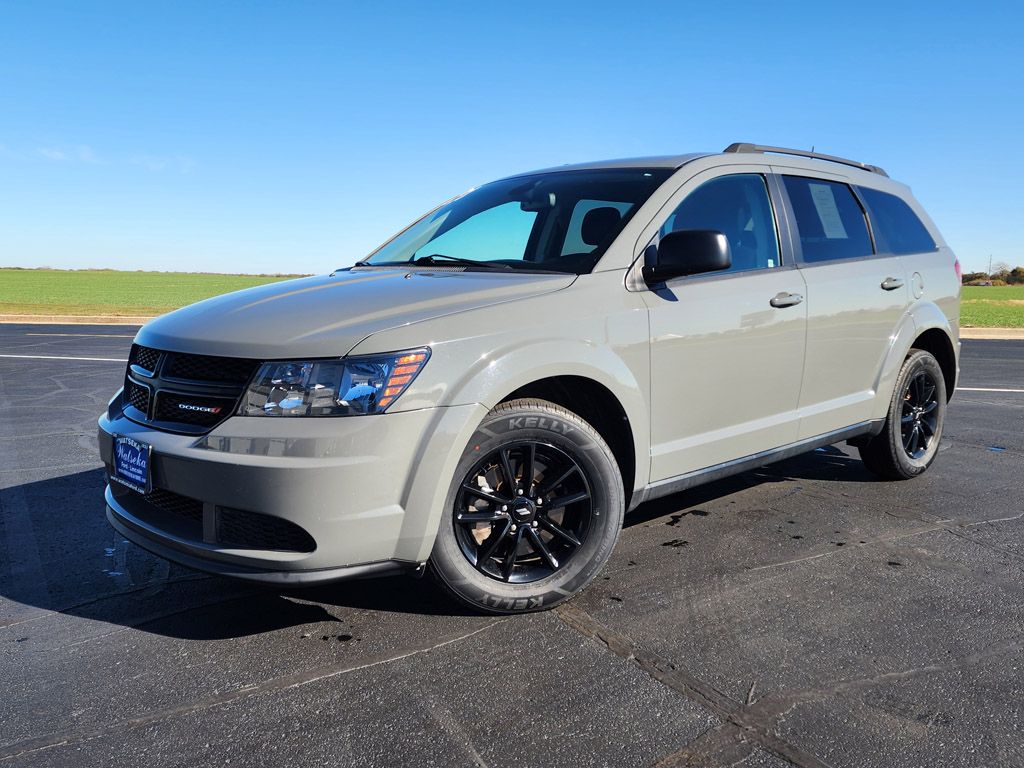 2020 Dodge Journey SE's photo