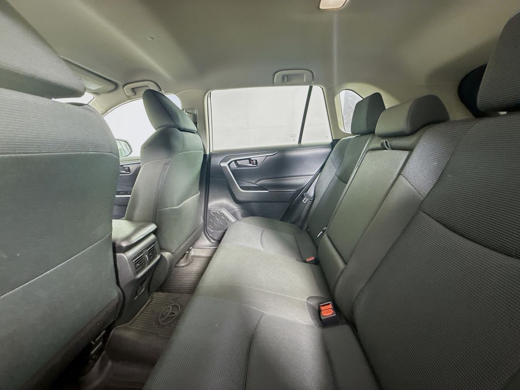 2022 Toyota RAV4 Hybrid LE photo 22