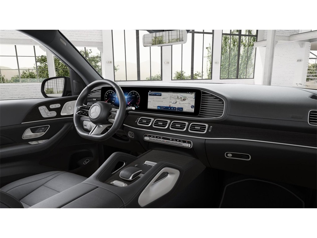 2025 Mercedes Benz GLS 450 4MATIC photo 6