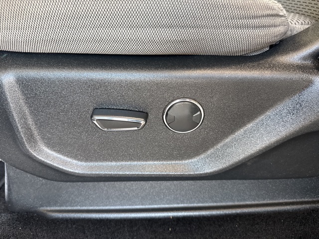 2018 Ford F-350 XLT photo 12