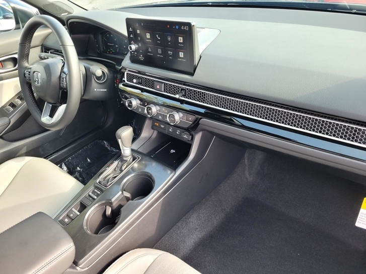 2026 Honda Civic Sport Touring Hybrid photo 17