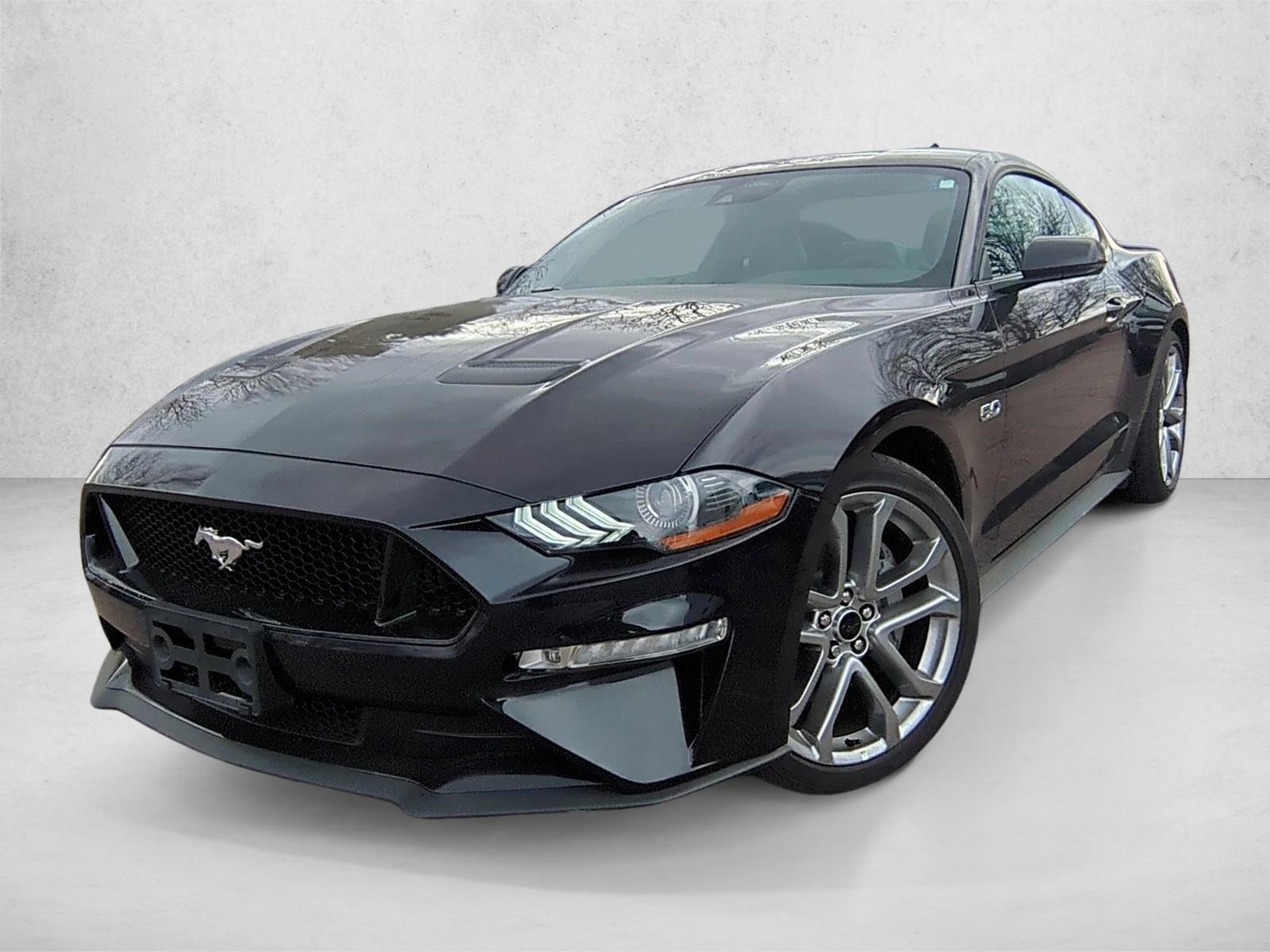 2023 Ford Mustang GT Premium's photo