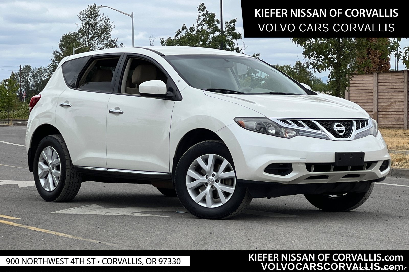 2013 Nissan Murano S's photo
