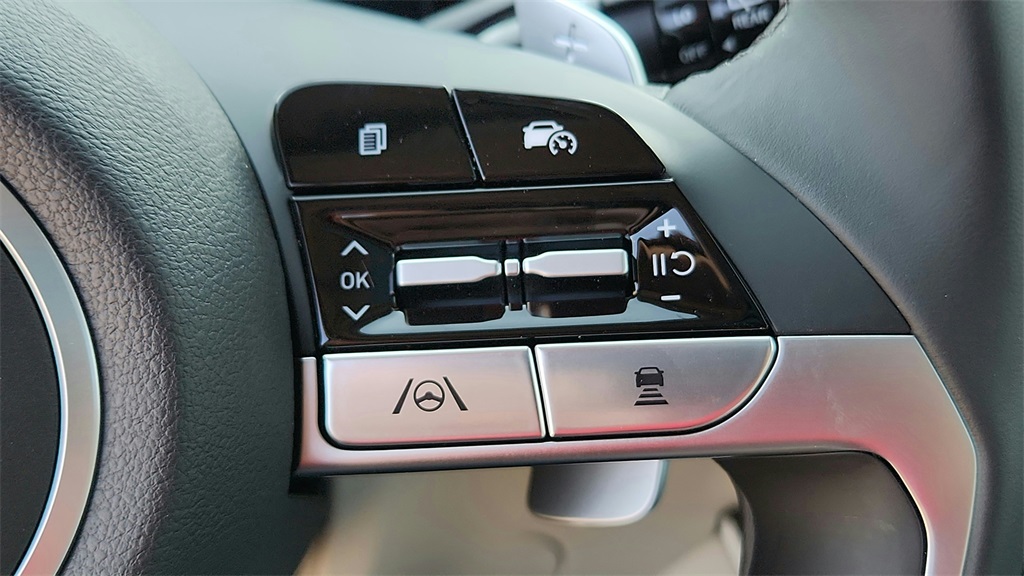2024 Hyundai Tucson Hybrid Limited photo 16
