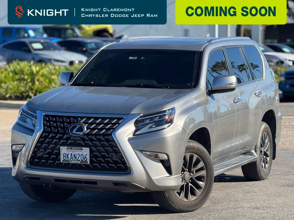 2023 Lexus GX Premium's photo