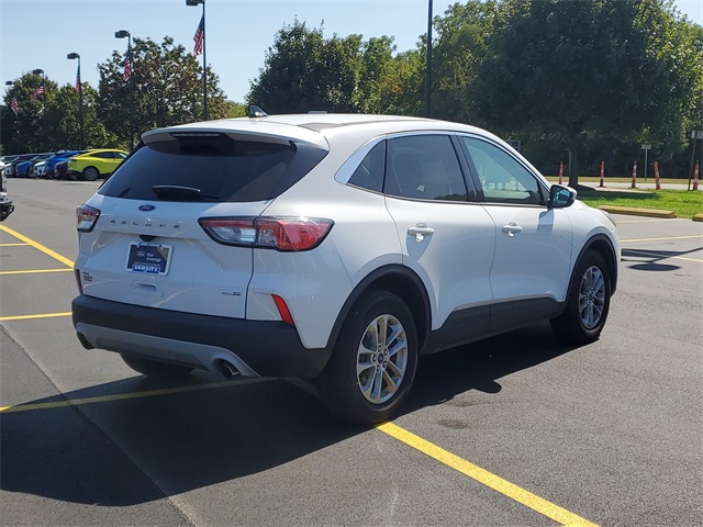 2020 Ford Escape SE photo 4