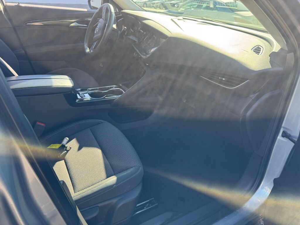 2023 Buick Envision Preferred photo 21