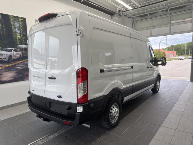 2025 Ford Transit Cargo Van photo 9