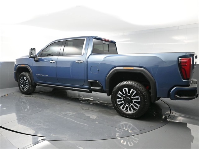 2025 Gmc Sierra HD Denali Ultimate photo 3