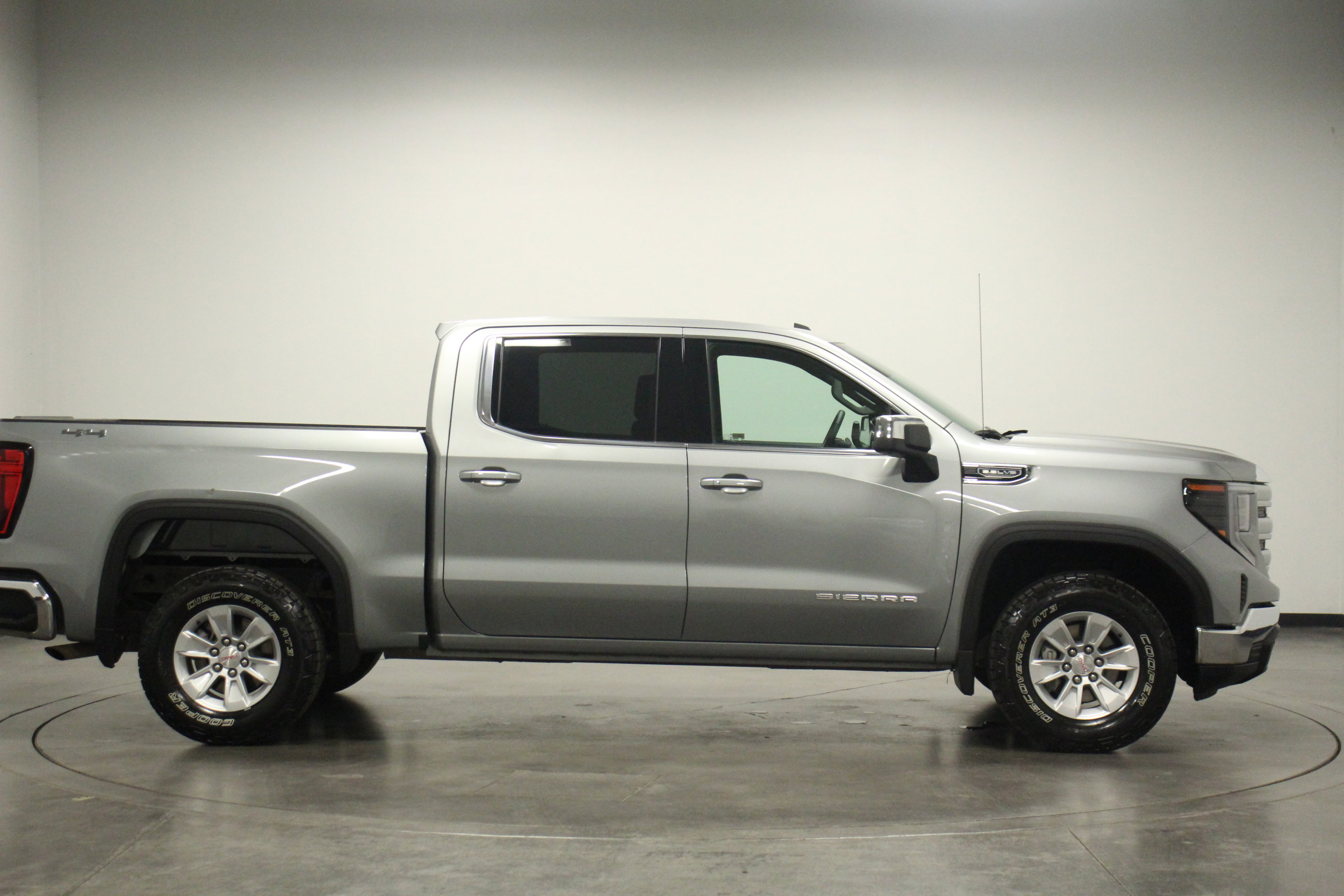 2024 Gmc Sierra 1500 SLE photo 8