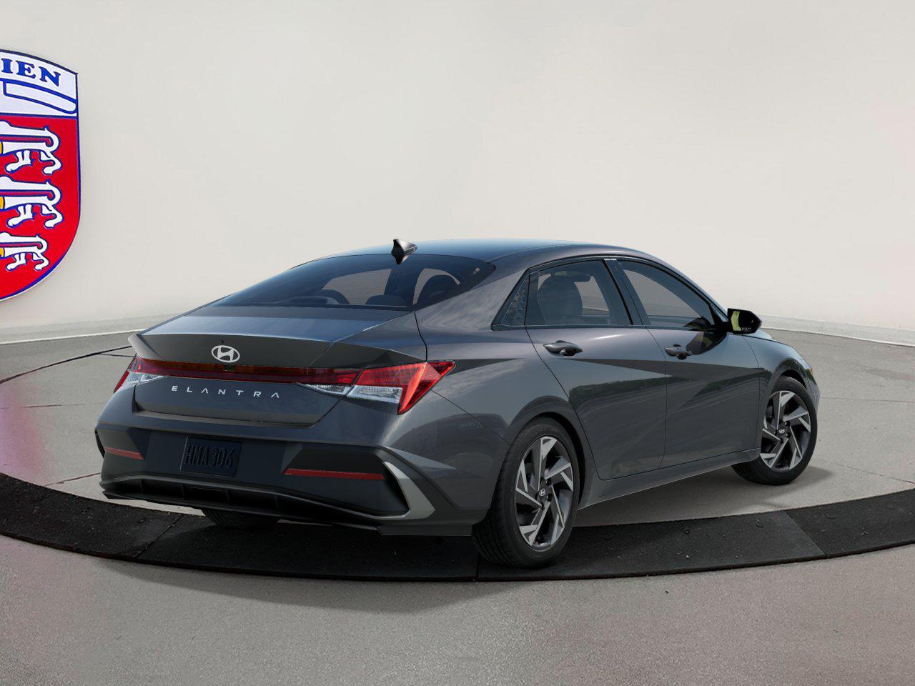 2025 Hyundai Elantra SEL Convenience photo 4