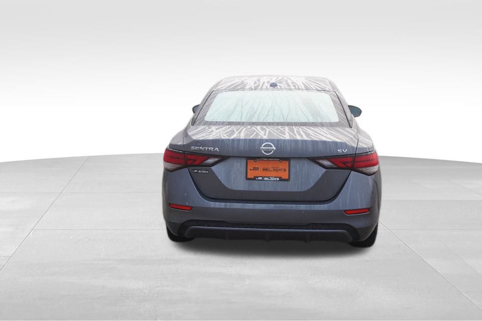 2022 Nissan Sentra SV photo 6