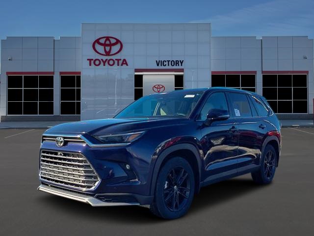 2026 Toyota Grand Highlander Platinum's photo