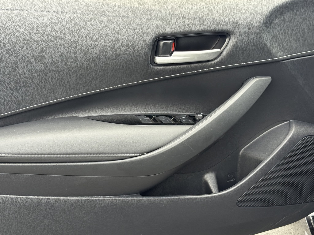 2022 Toyota Corolla SE photo 13
