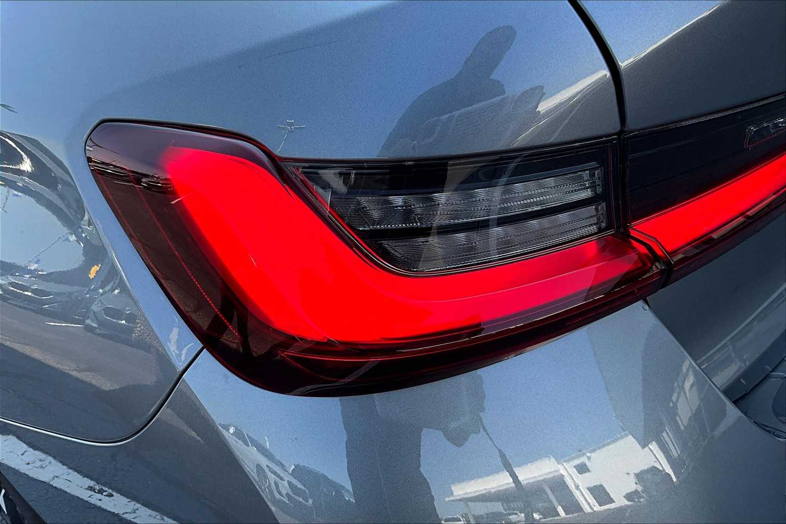 2025 Bmw 330i photo 25