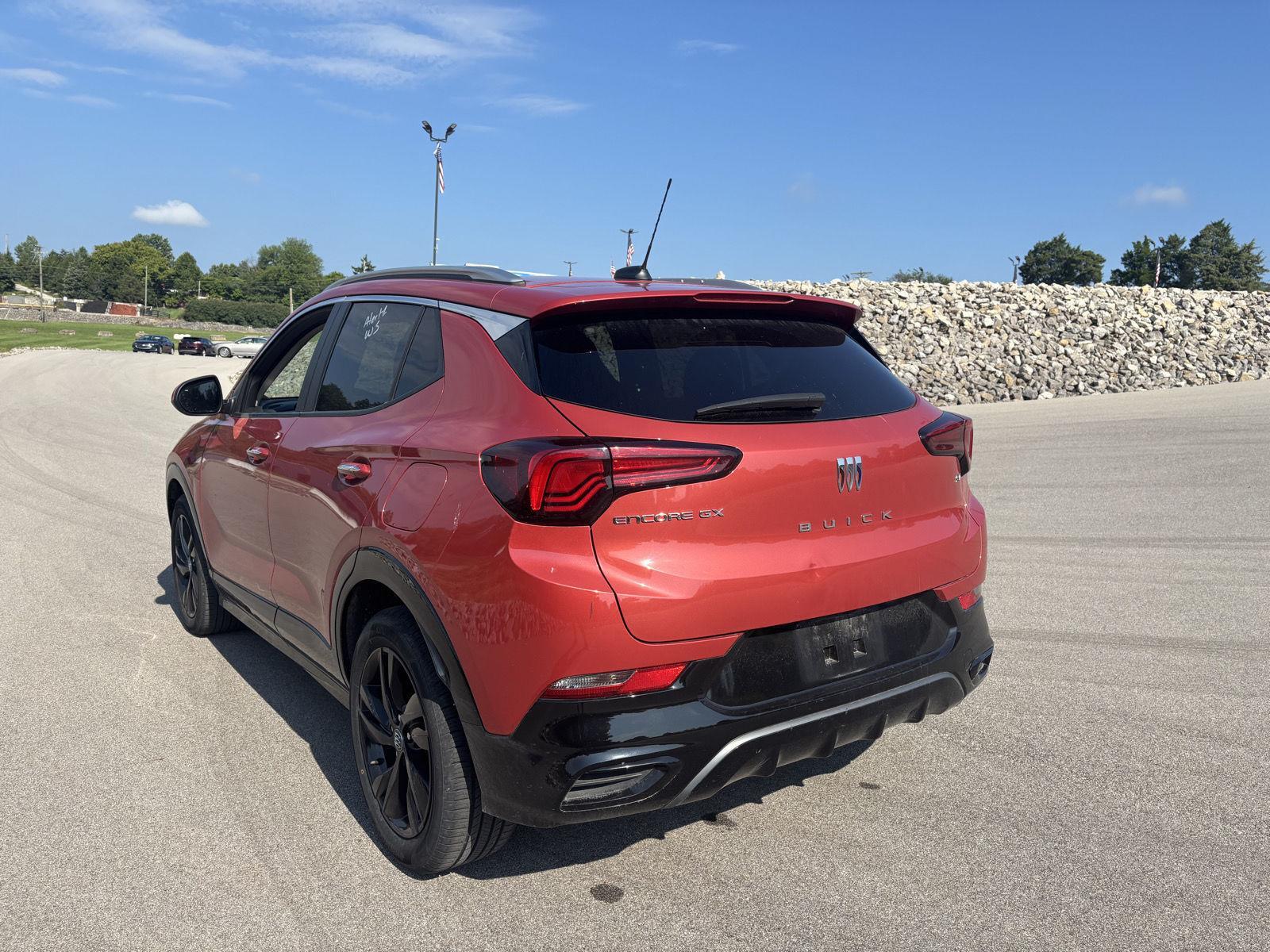 2024 Buick Encore GX Sport Touring photo 3