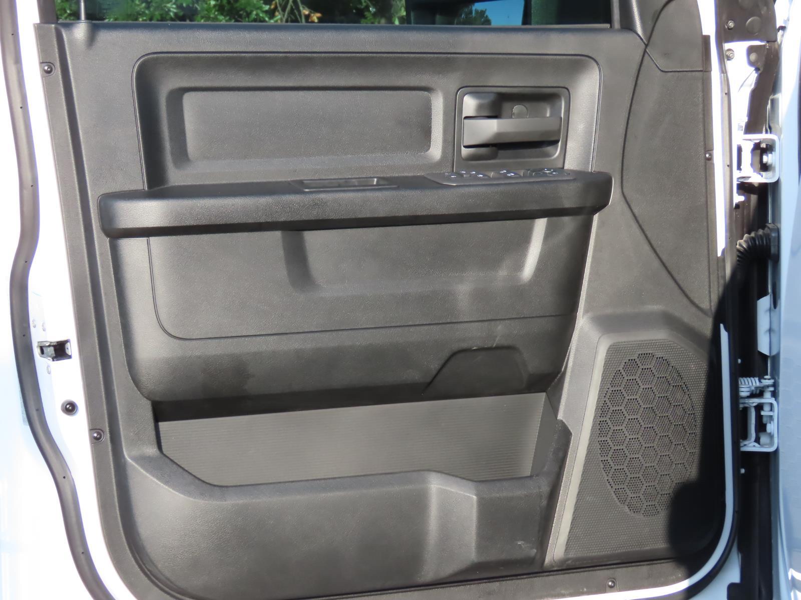 2026 Ram 2500 Tradesman photo 13