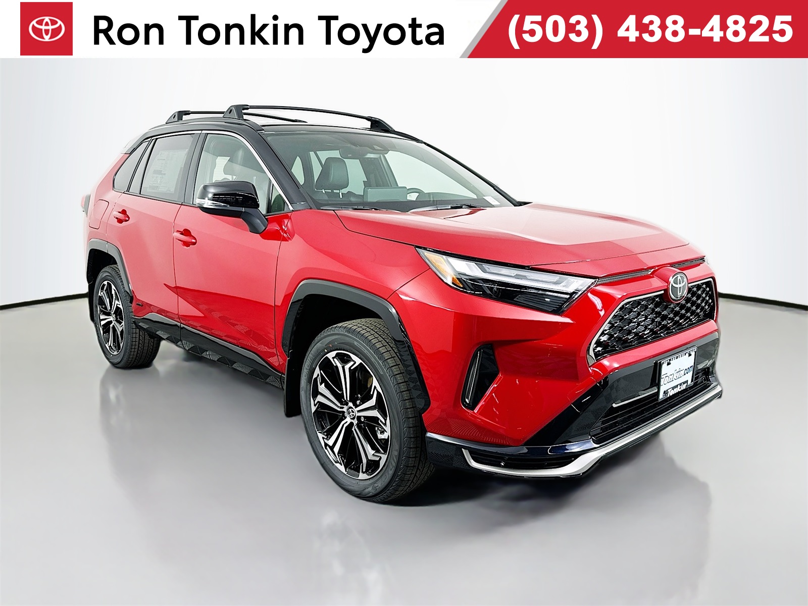 2025 Toyota RAV4 XSE's photo