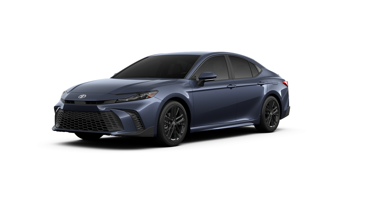 2026 Toyota Camry SE's photo