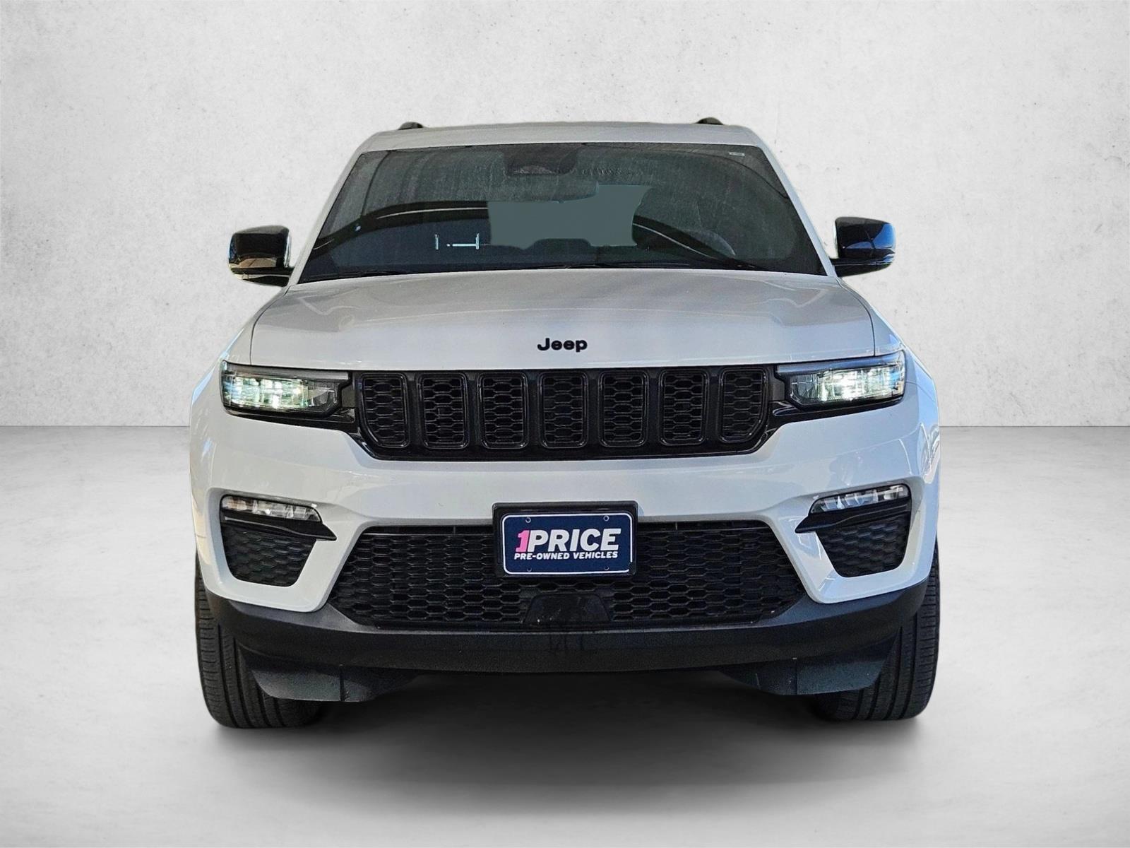 2024 Jeep Grand Cherokee Limited photo 2