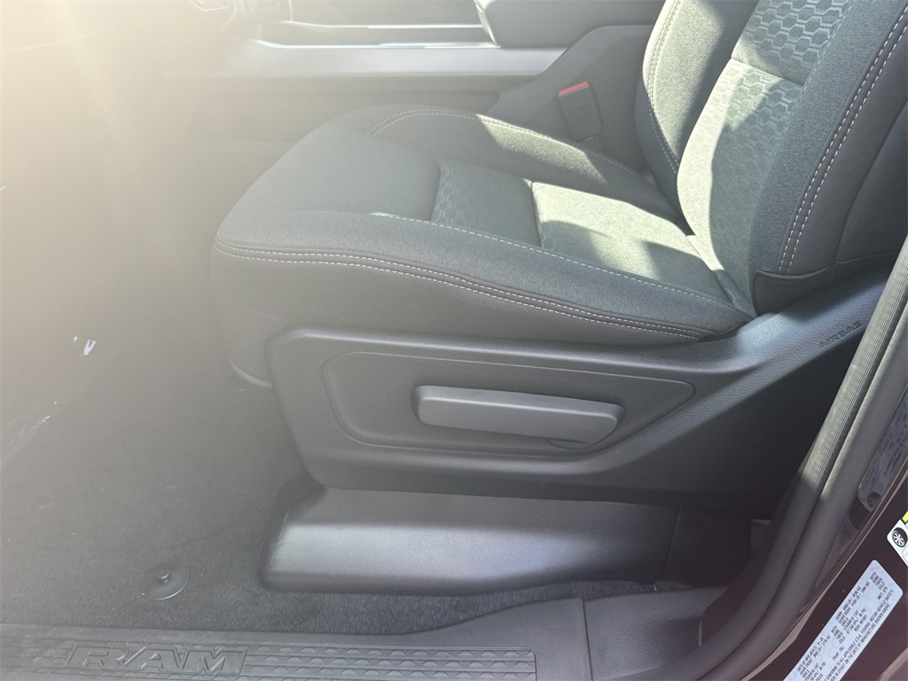 2025 Ram 1500 Big Horn photo 16