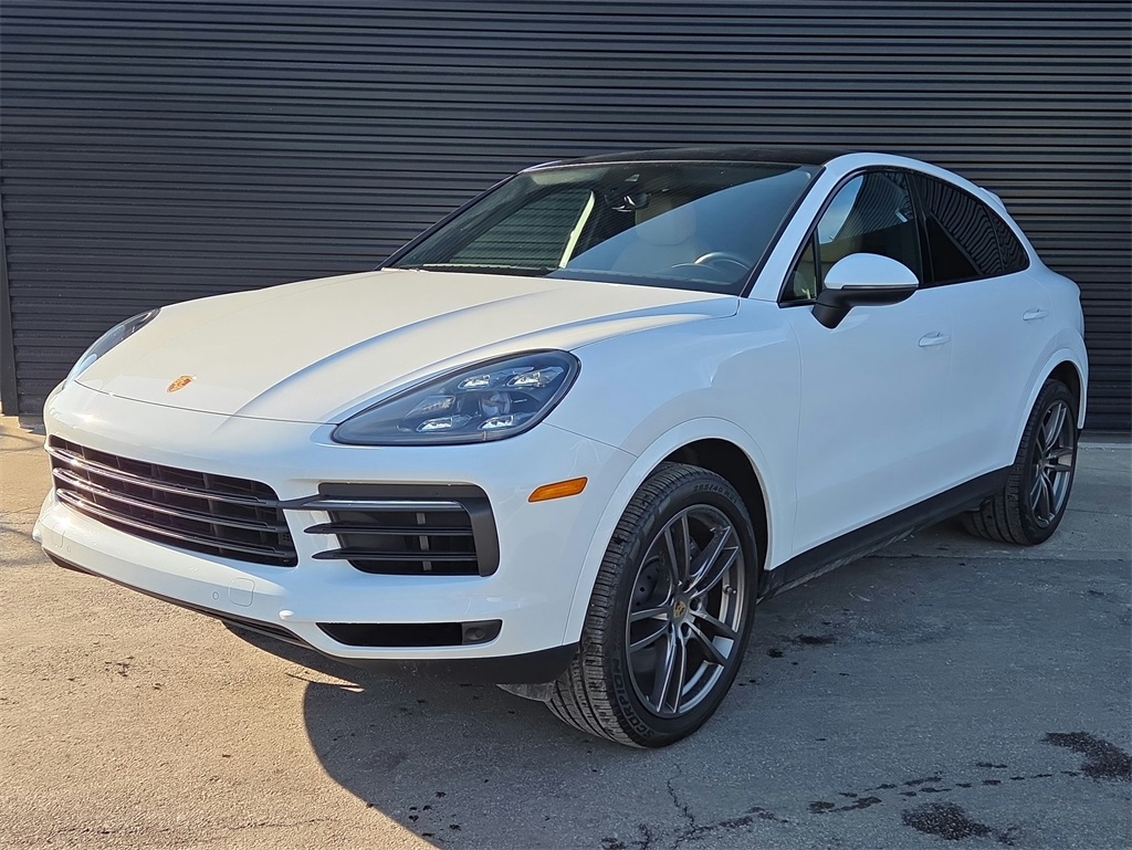 2021 Porsche Cayenne Base's photo