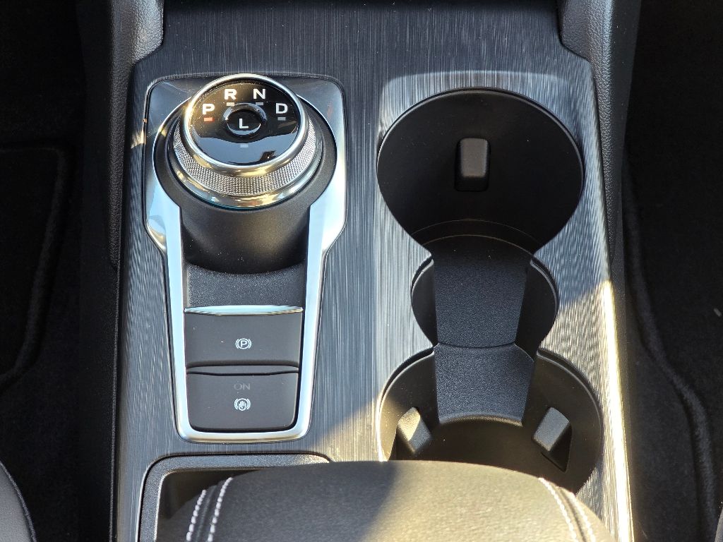2025 Ford Escape Plug-In Hybrid photo 24