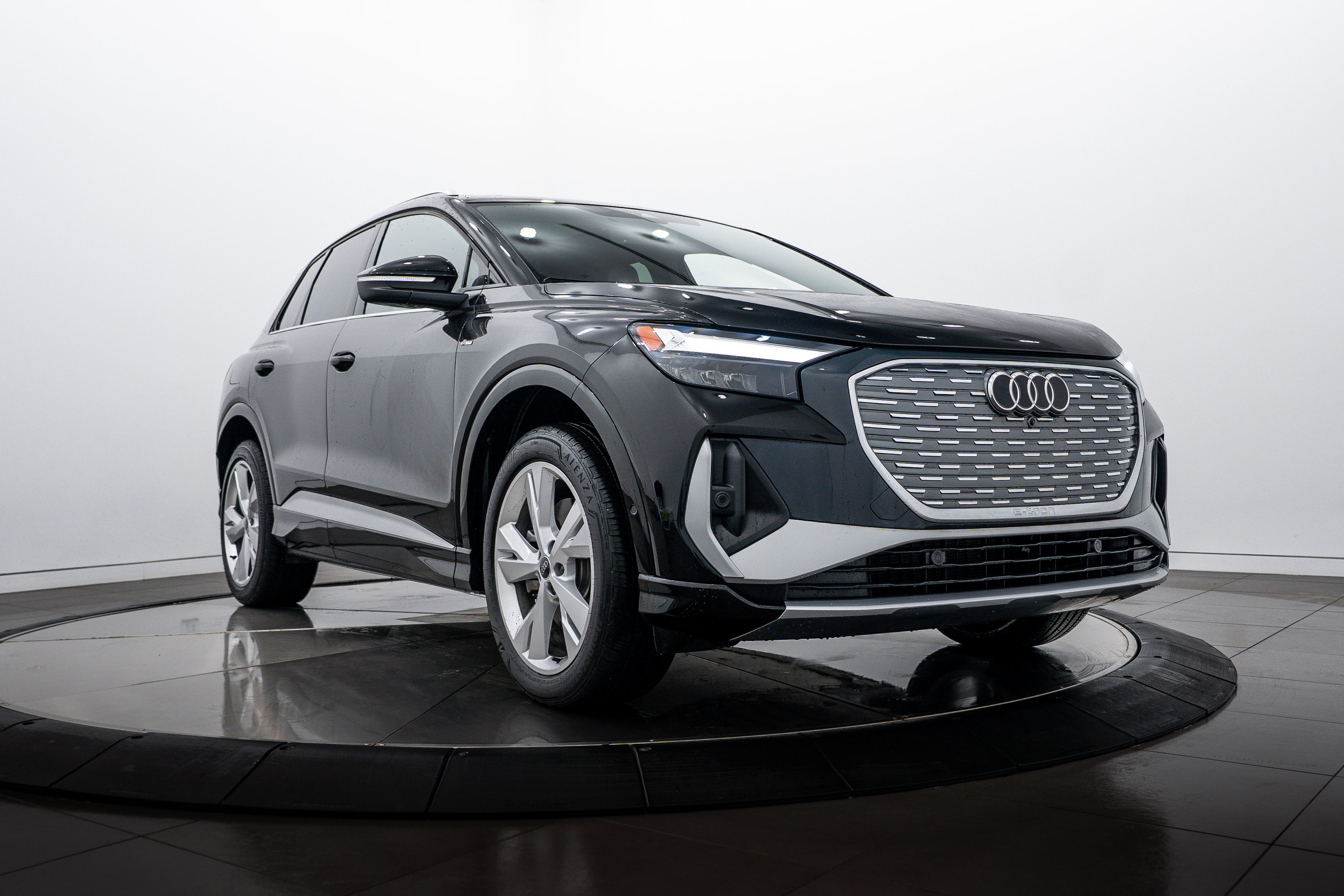 2023 Audi Q4 e-tron Premium Plus's photo