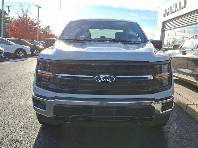 2024 Ford F-150 XLT photo 2