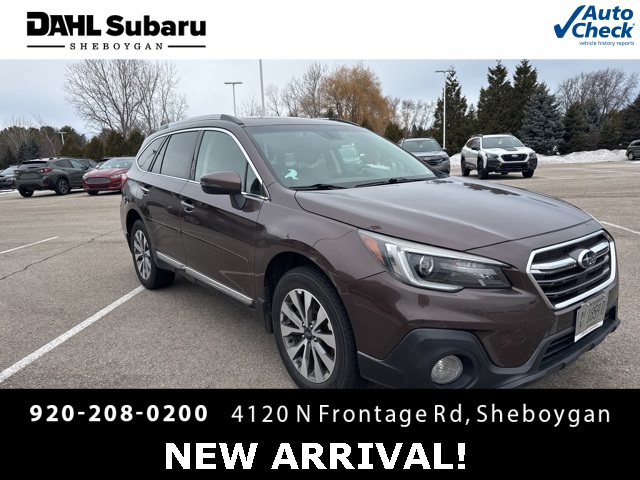2019 Subaru Outback Touring's photo