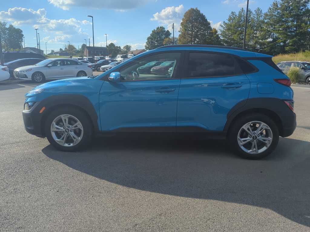 2023 Hyundai Kona SEL photo 3